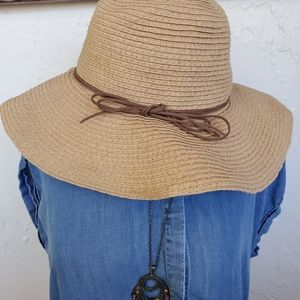 Tan floppy hat